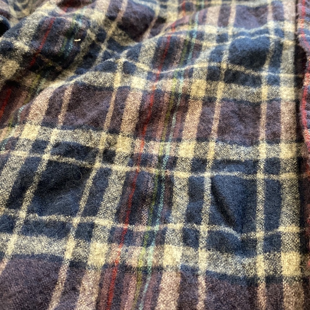 Pendleton flannel - Picture 3 of 4